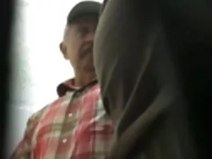 ორი ლამაზი გოგონების ...