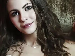 ახალგაზრდა და და ძმა ...