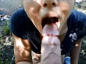 Pretty ქერა fucks მწ ...