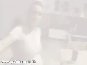 Chubby bitch იღებს f ...